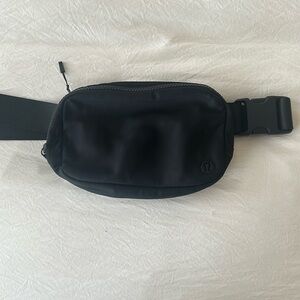 lululemon Belt Bag